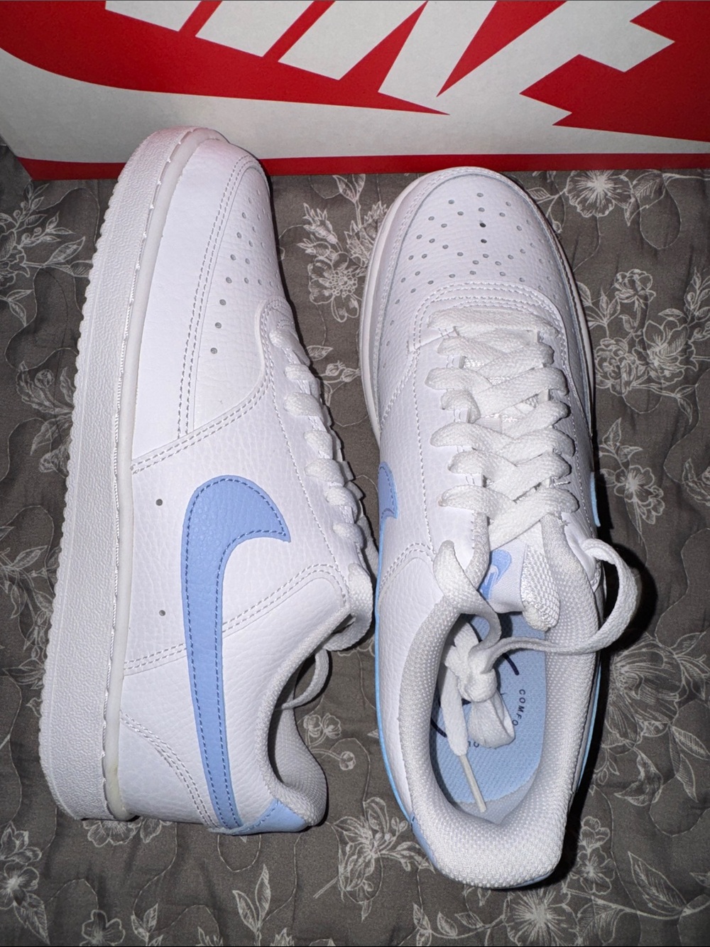 Nike White Sneakers with Light Blue Swoosh - Picture 3 of 4
